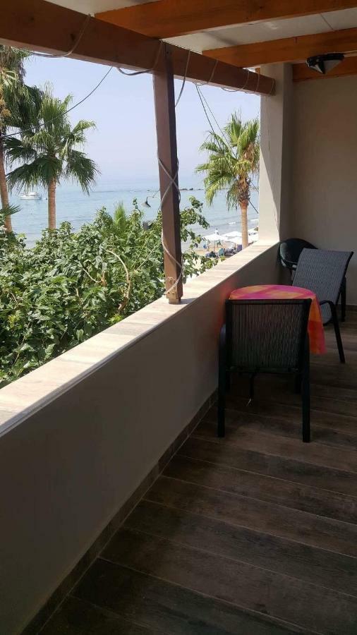 Philoxenia House! Maisonette In Front Of The Sea! Аркуди Екстериор снимка